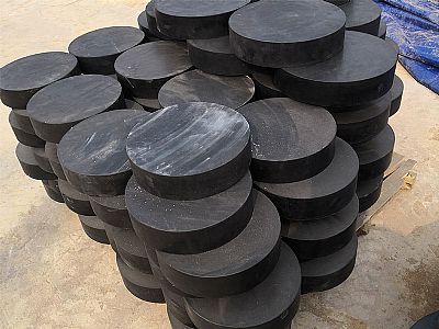 东宝区板式橡胶支座由若干层橡胶片与薄钢板经加压硫化